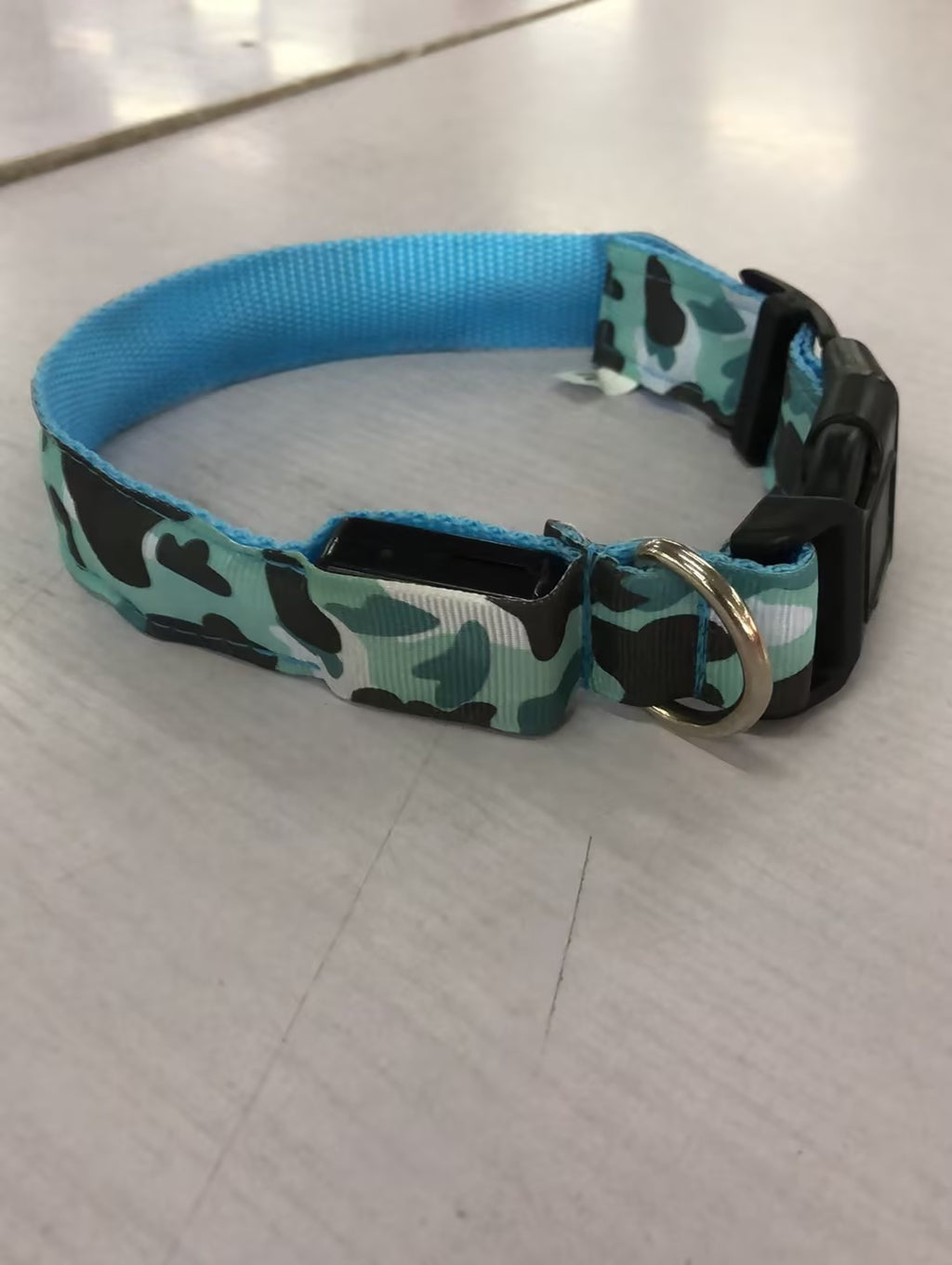 Velura Paws Luminous Dog Collar – Camouflage LED Safety Collar